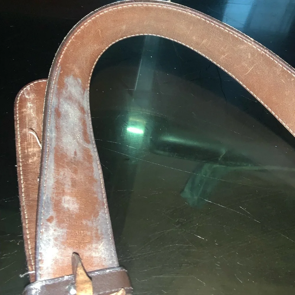 Gucci Brown Monogram Belt. Needs restoration. Selling as is. Sz. 38 - Picture 5 of 7